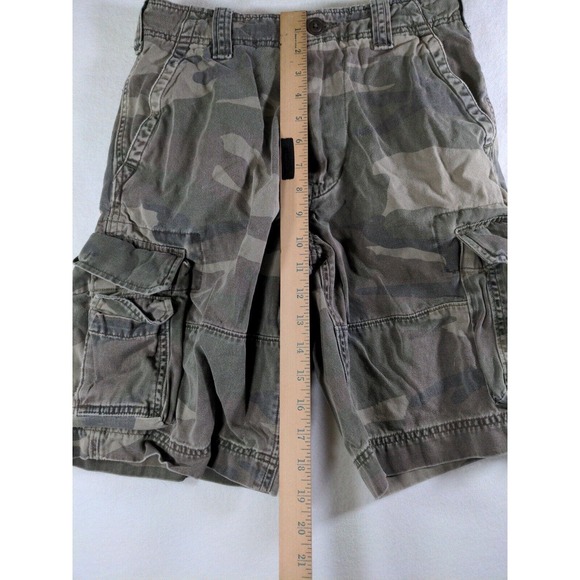 Abercrombie Reg. U.S. Trademark Youth Camo Cargo Shorts Size 12 - Picture 9 of 14